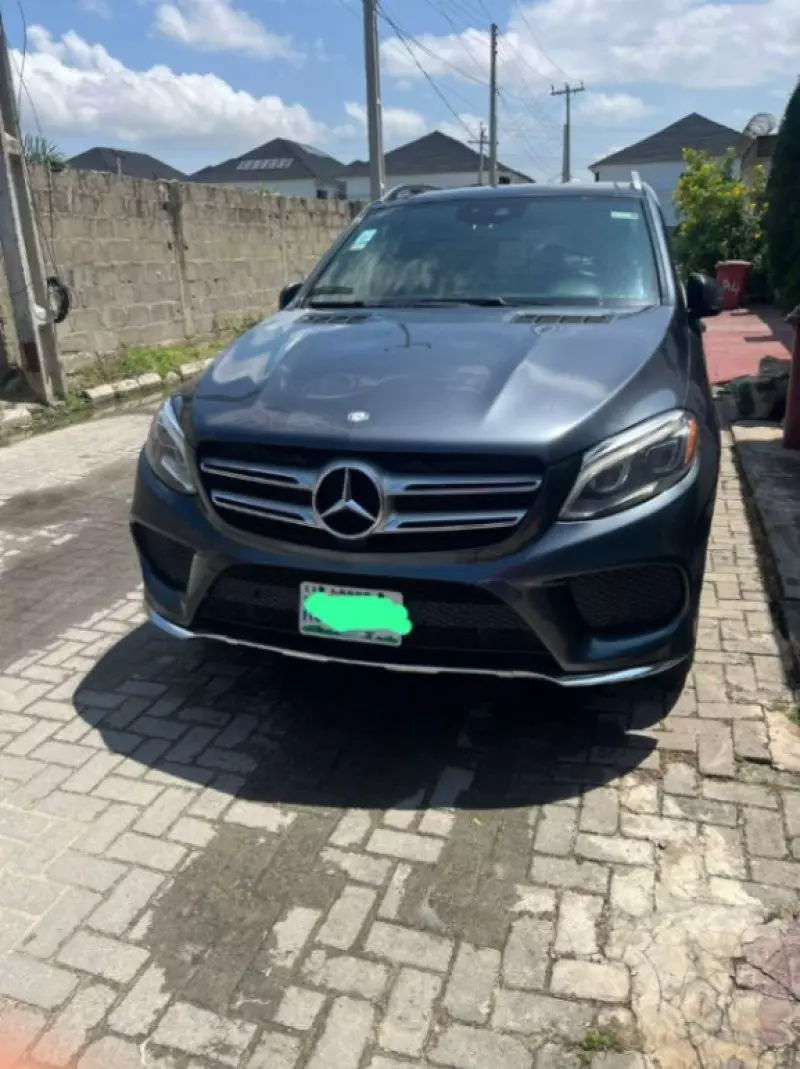 Mercedes-Benz GLE 350   - 2016