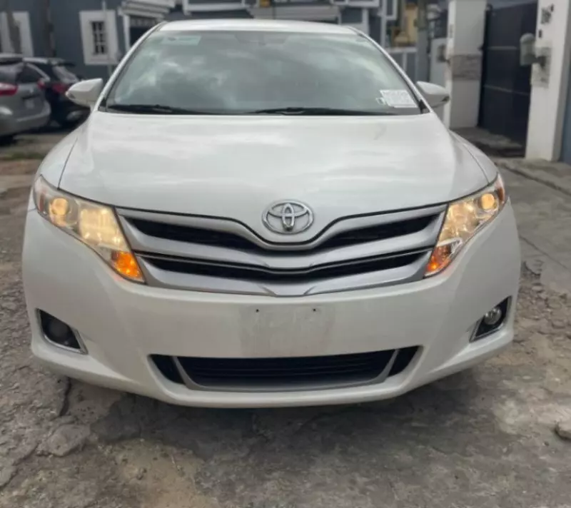 TOYOTA Venza   - 2013