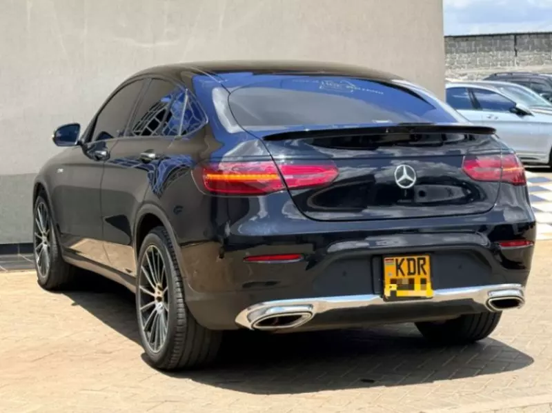 Mercedes-Benz GLC 200   - 2017