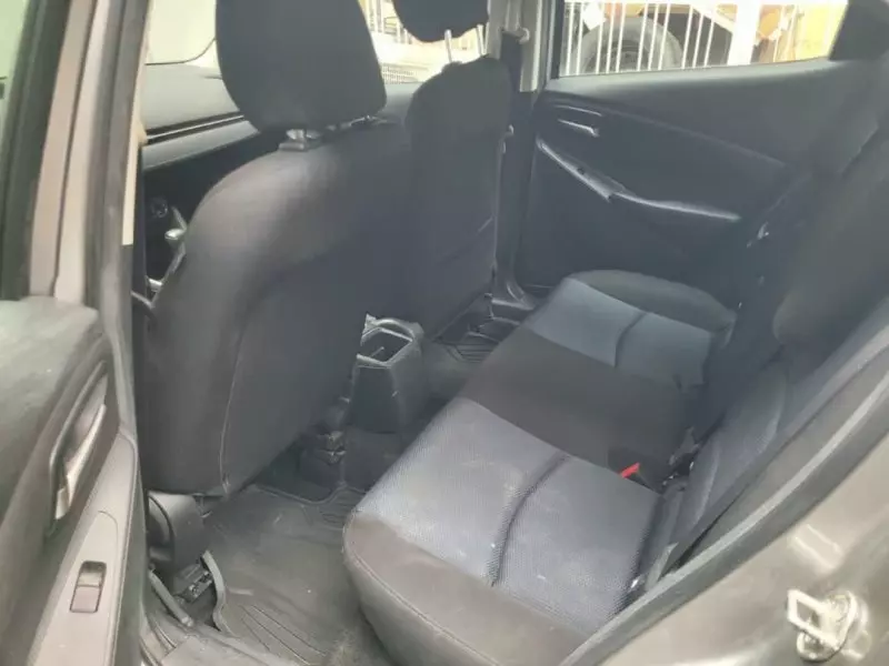 TOYOTA Yaris   - 2016