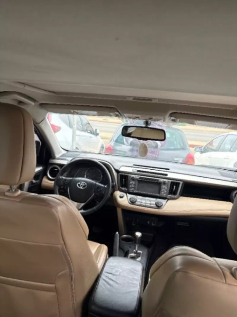 TOYOTA RAV 4   - 2015