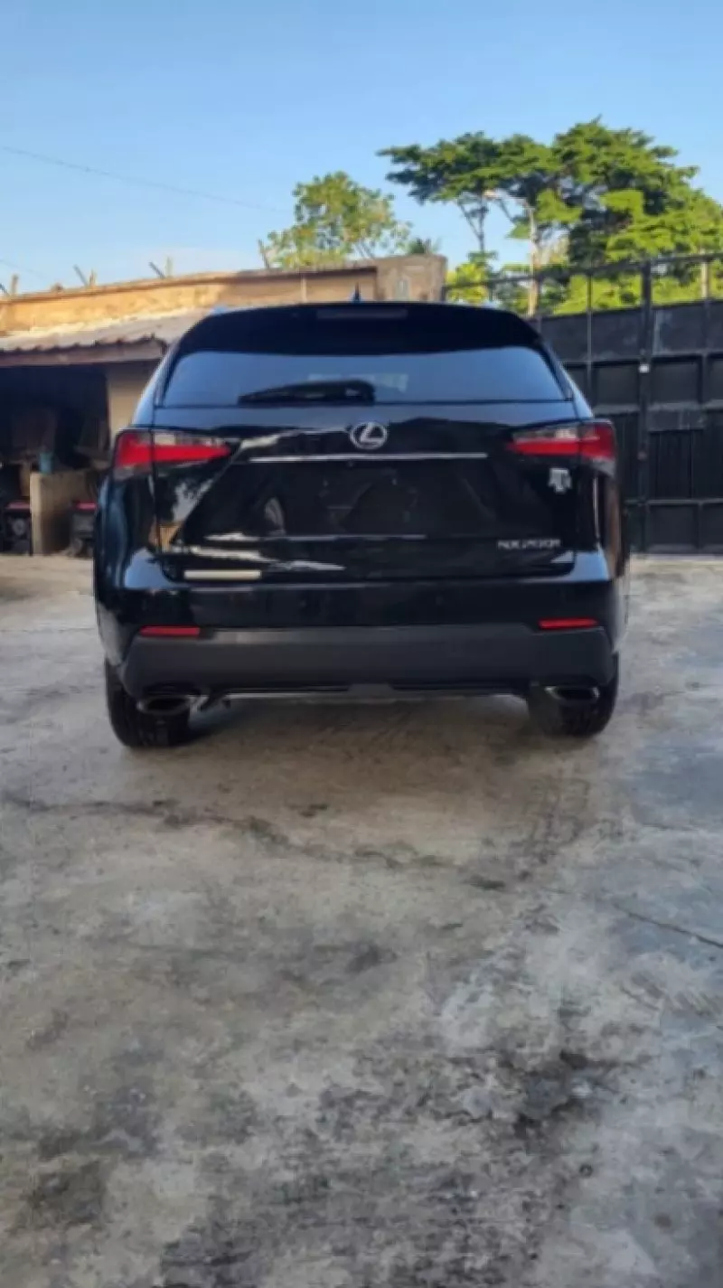 Lexus NX 200T   - 2016