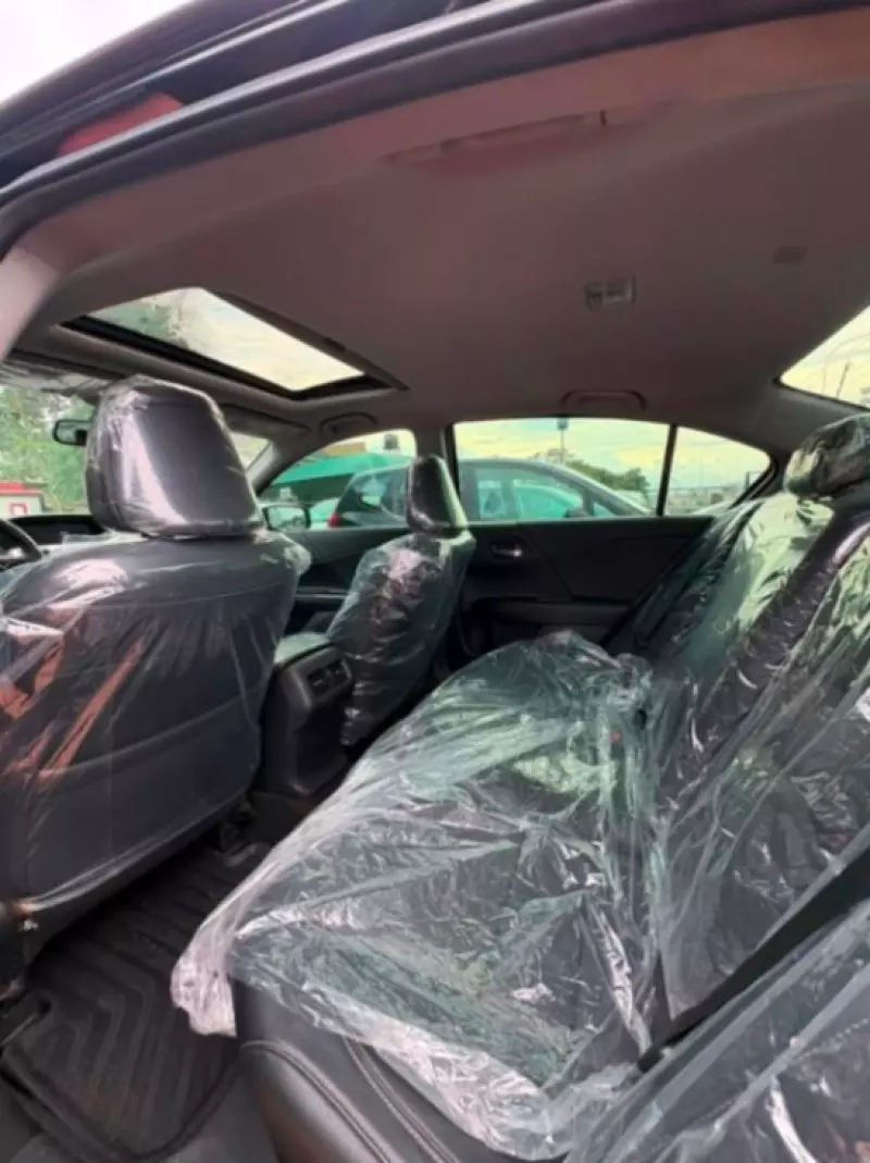Honda Accord   - 2016