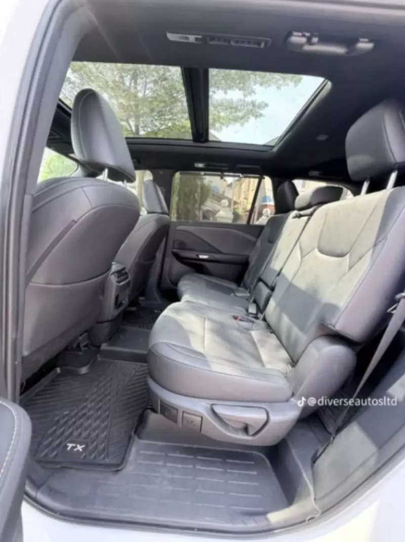 Lexus TX   - 2024