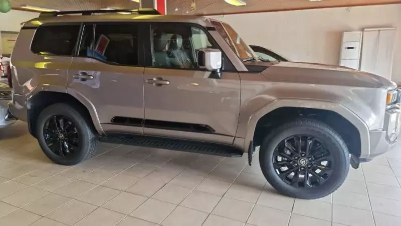 Toyota Landcruiser Prado - 2026