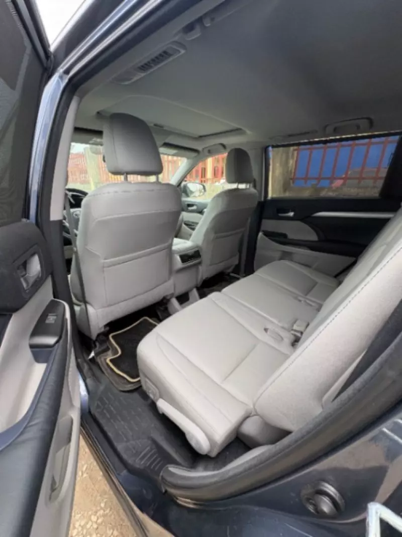 TOYOTA Highlander   - 2015