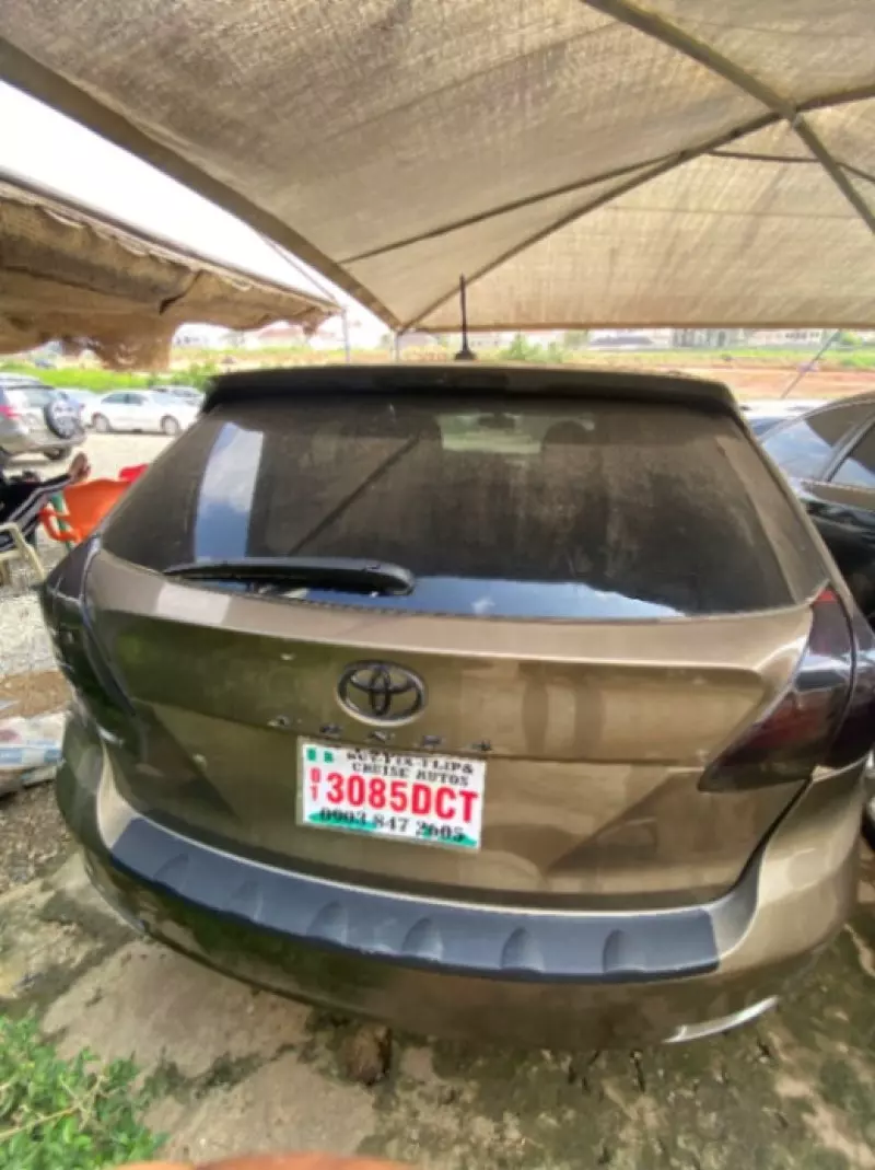 TOYOTA Venza   - 2011