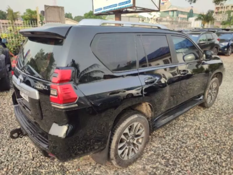 Toyota Land Cruiser   - 2022
