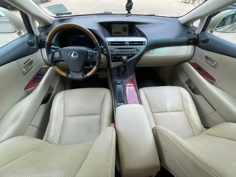 Lexus RX   - 2010