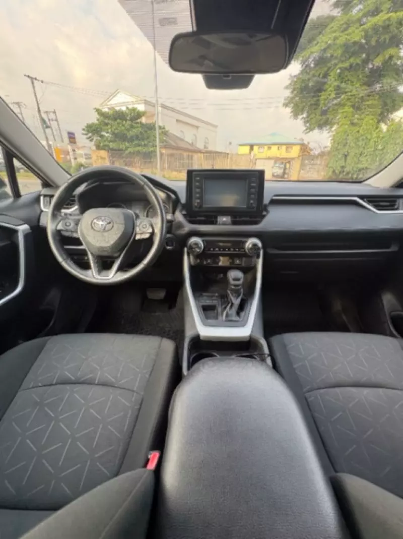 TOYOTA RAV 4   - 2020