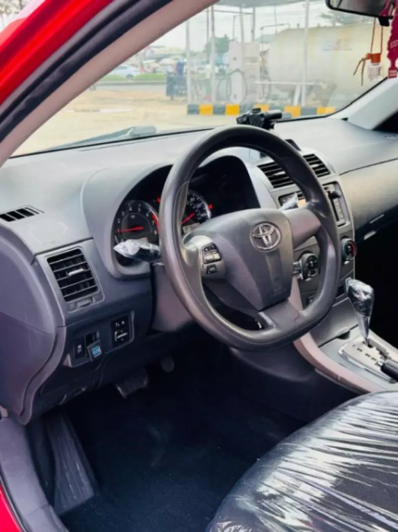 Toyota Corolla   - 2013