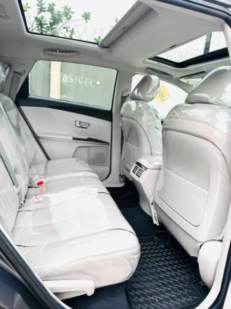 TOYOTA Venza - 2012
