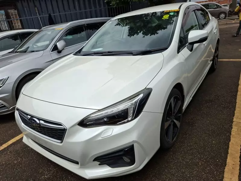 Subaru Legacy B4   - 2017