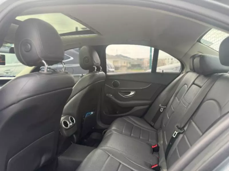 Mercedes-Benz C 300 - 2019