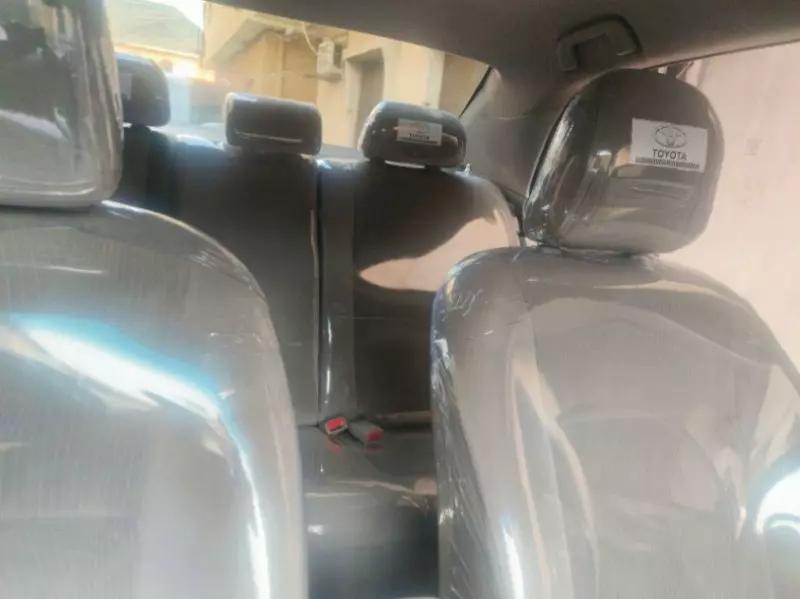 TOYOTA Corolla   - 2012
