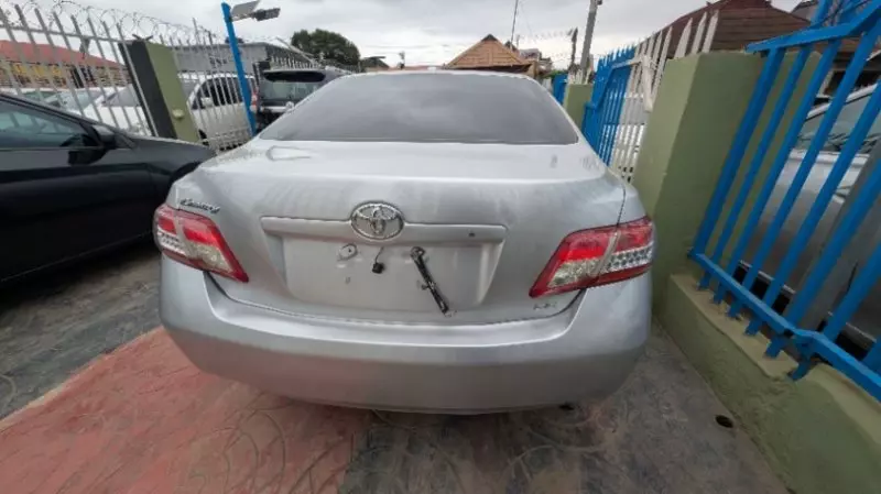 TOYOTA Camry   - 2011
