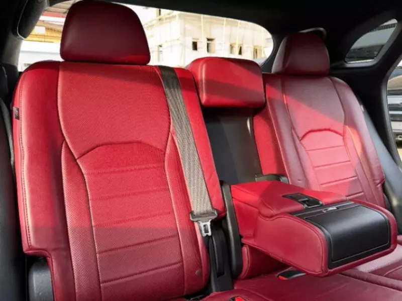 Lexus RX   - 2019