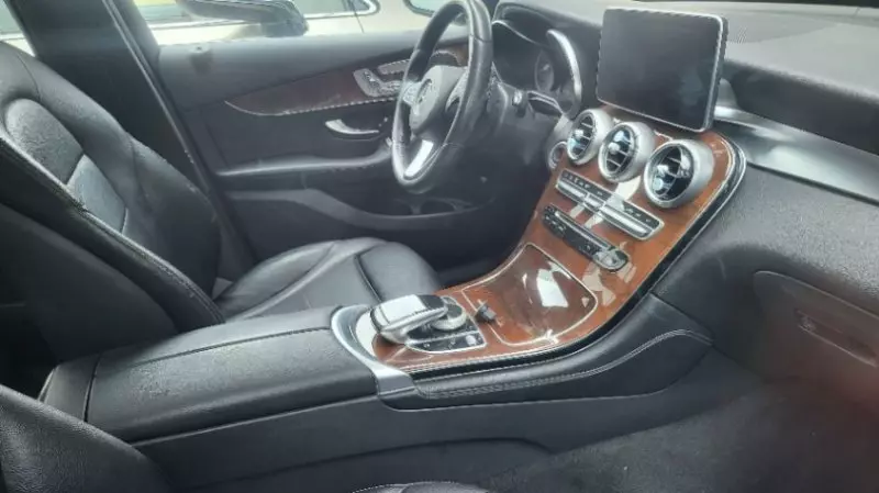 Mercedes-Benz GLC-Class   - 2016