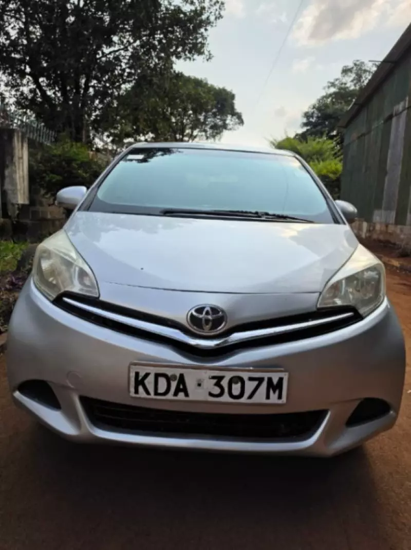 TOYOTA Ractis - 2013
