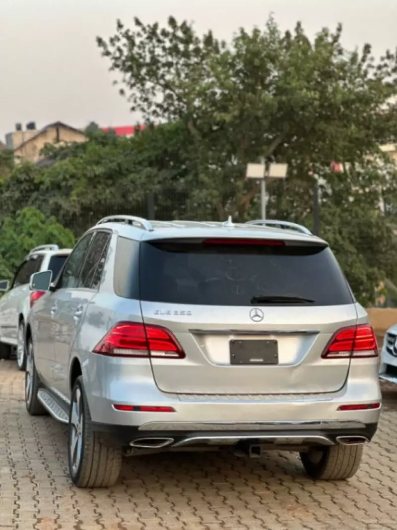 Mercedes-Benz GLE 350   - 2016