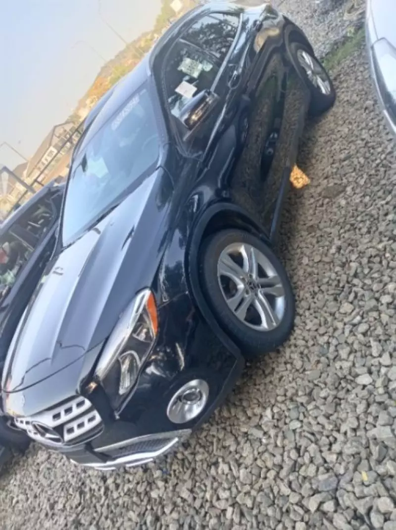 Mercedes-Benz GLA 250   - 2017