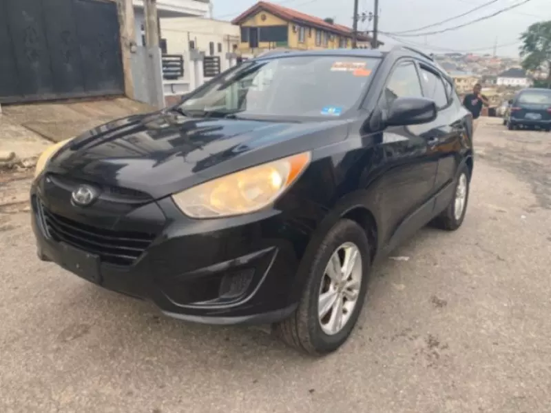 Hyundai Tucson   - 2010