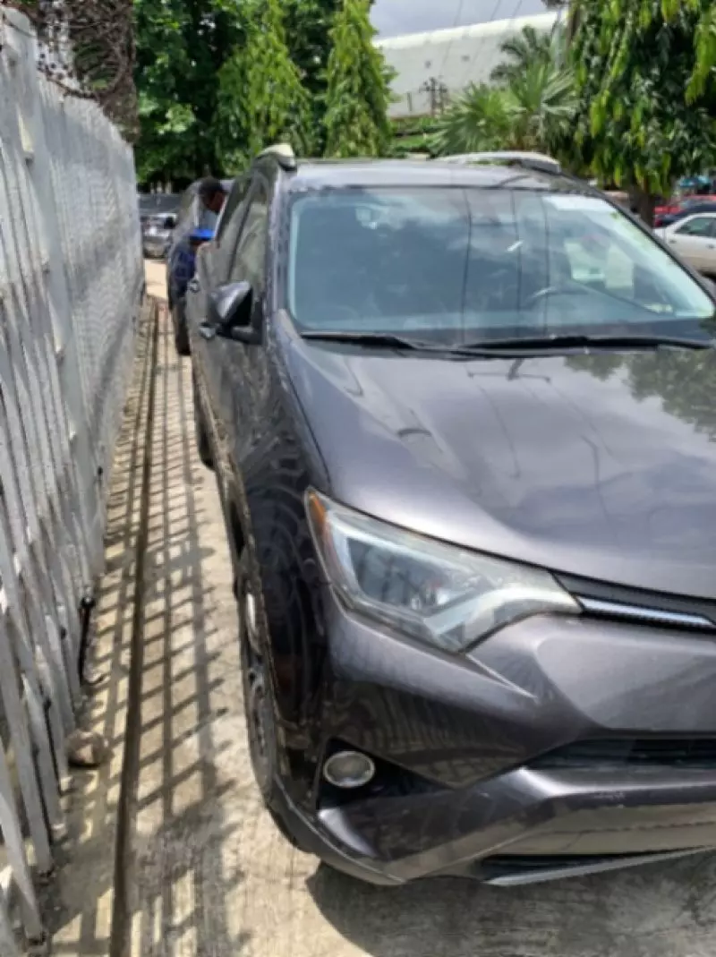 TOYOTA RAV 4   - 2018
