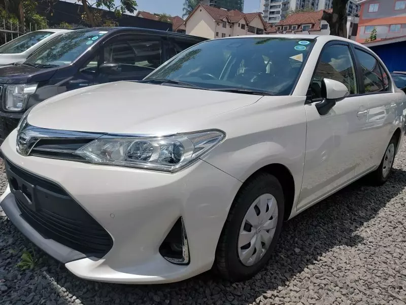 TOYOTA Axio - 2018