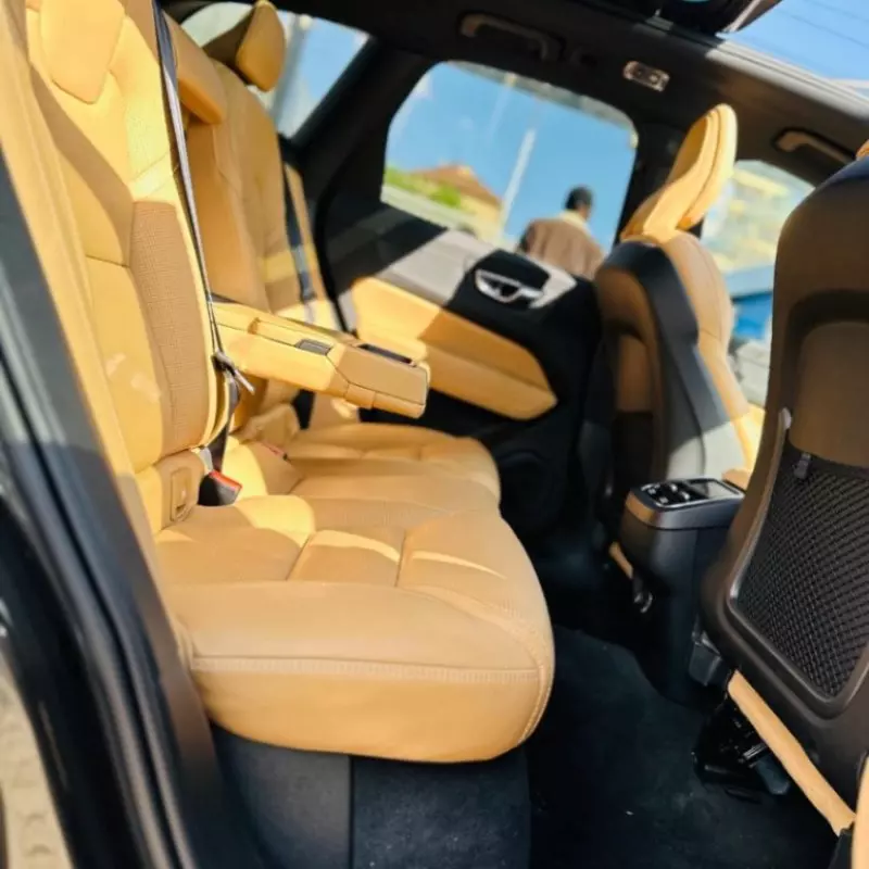 Volvo XC60   - 2020