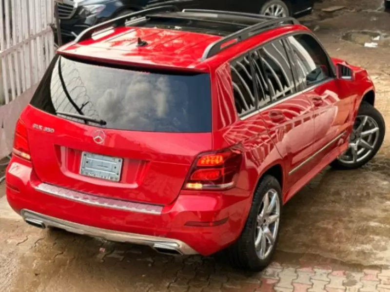 Mercedes-Benz GLK 350   - 2014