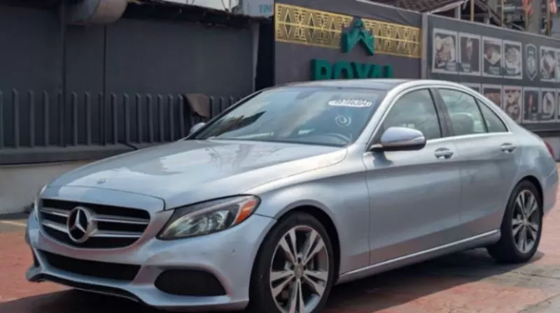 Mercedes-Benz C-Class - 2015