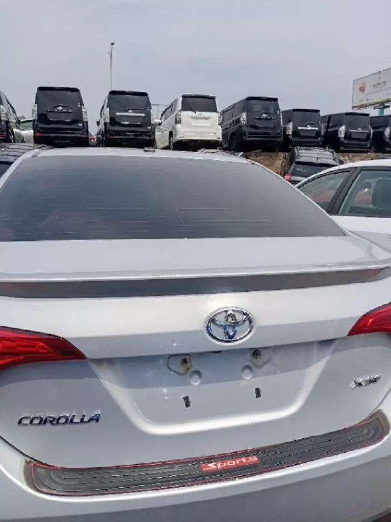 Toyota Corolla   - 2020