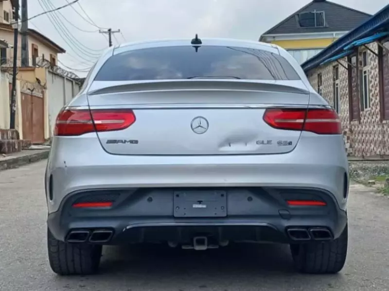 Mercedes-Benz GLE-Class   - 2017