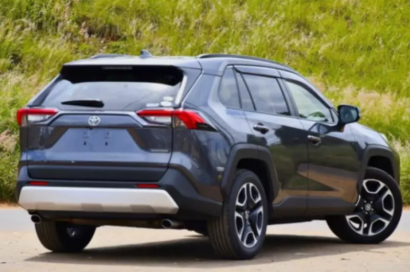 Toyota Rav4   - 2019
