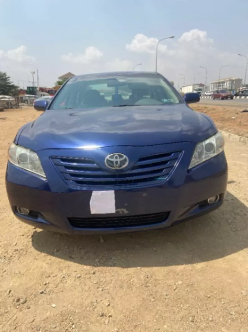 TOYOTA Camry   - 2009