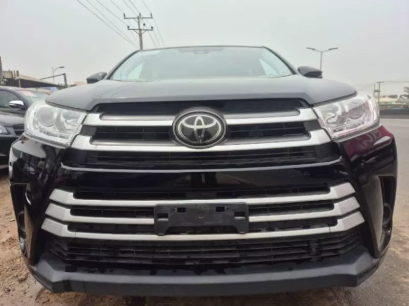 Toyota Highlander   - 2018