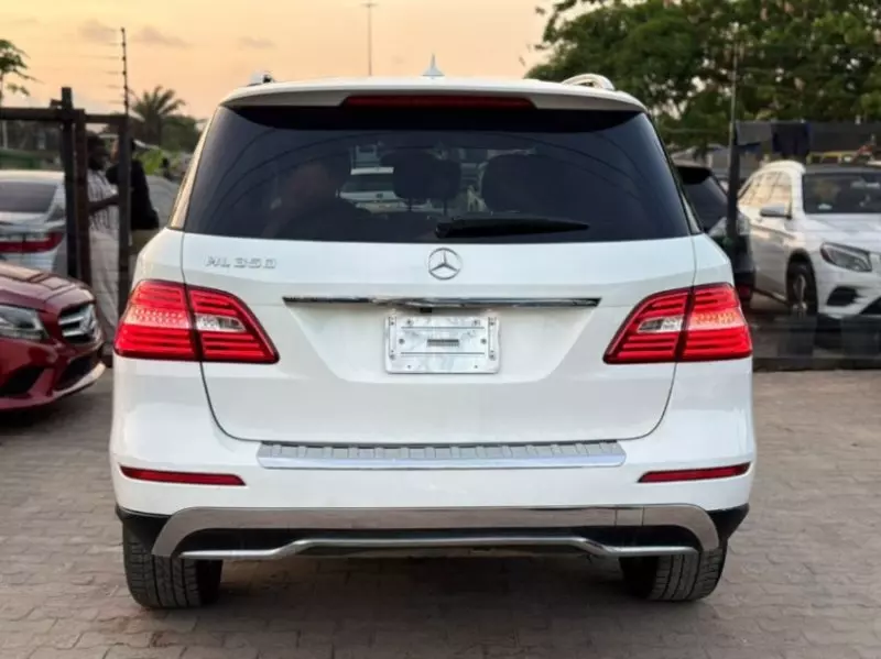 Mercedes-Benz ML-Class   - 2015
