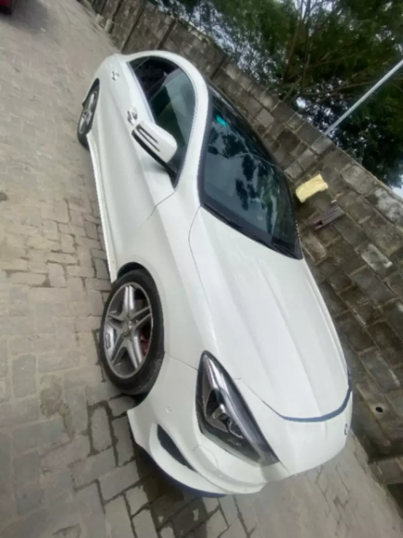 Mercedes-Benz CLA 250   - 2014