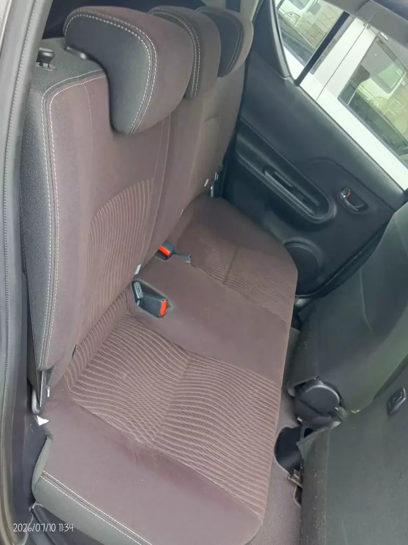 TOYOTA Aqua Hybrid   - 2018