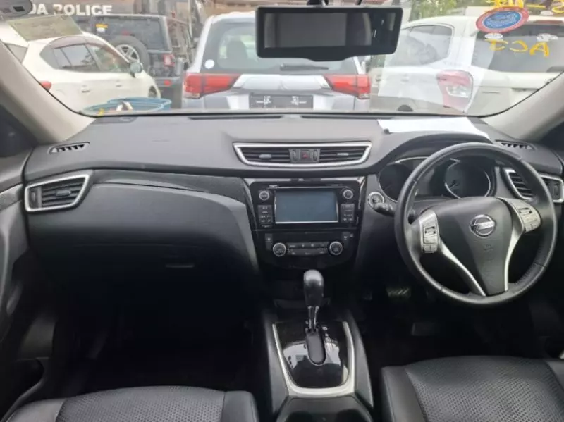 Nissan X-Trail   - 2014