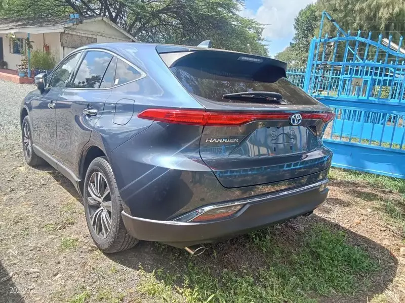TOYOTA Harrier hybrid    - 2020
