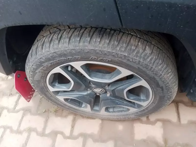 Toyota Rav 4 8AT 2.5l (Adventure Grade)   - 2019