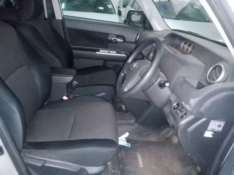 Toyota Rumion - 2010