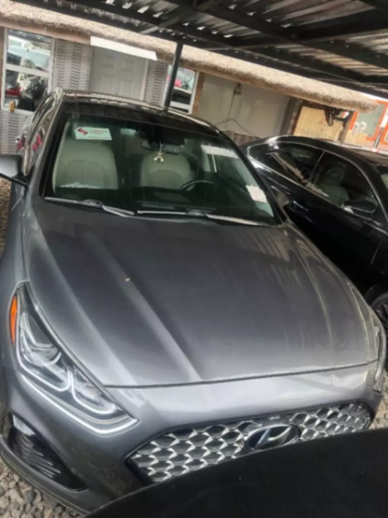 Hyundai Sonata   - 2019