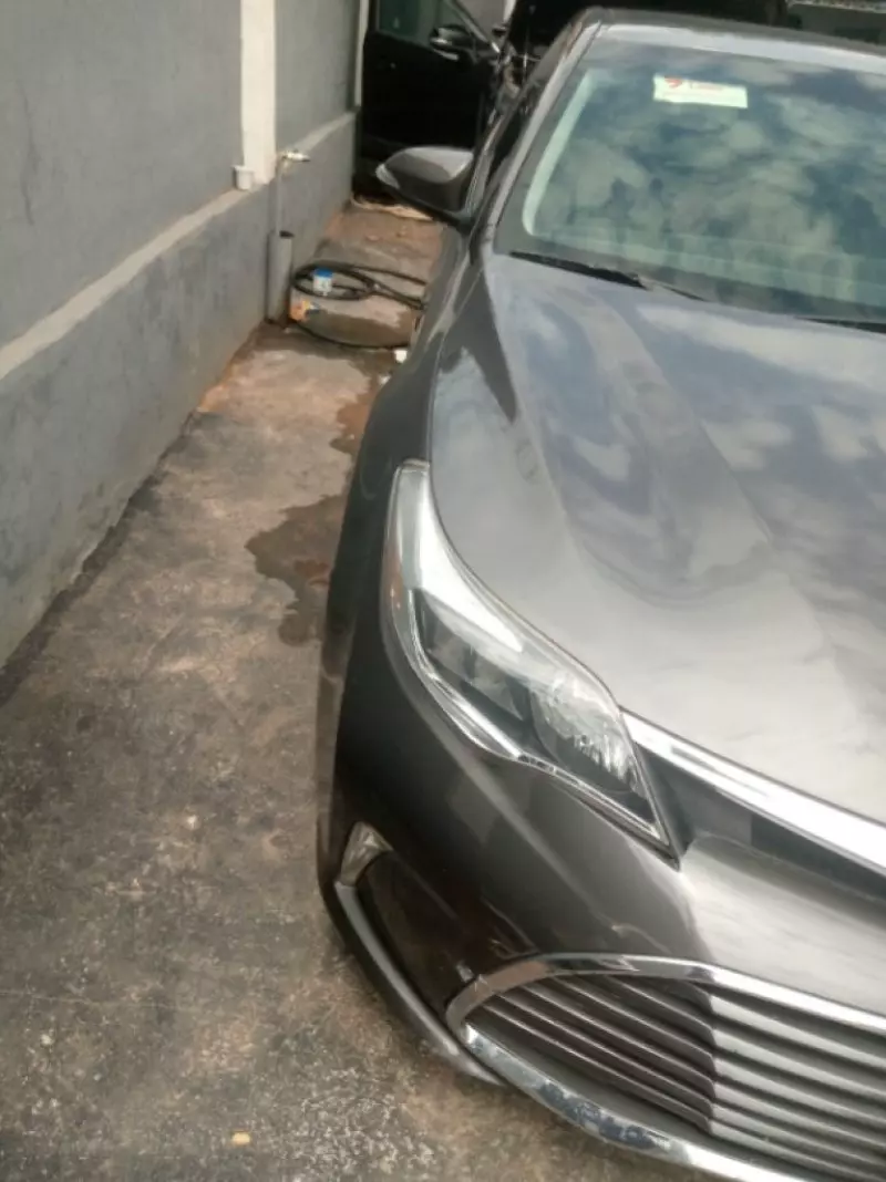 TOYOTA Avalon   - 2016