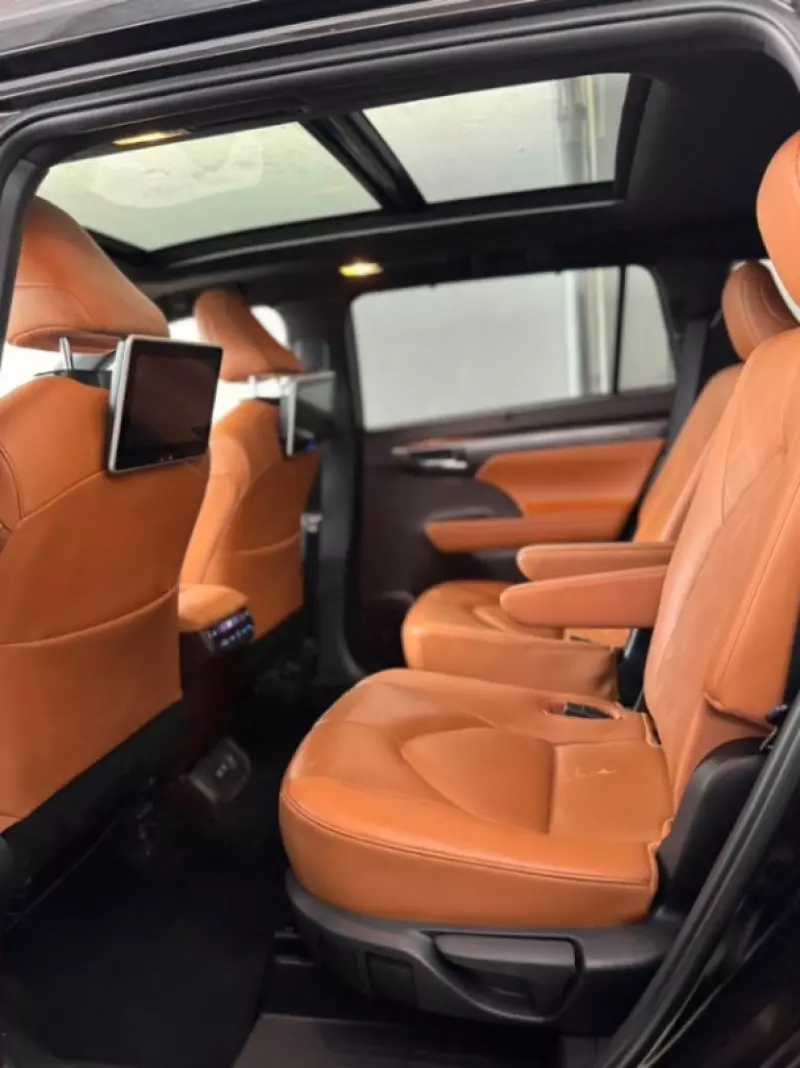 TOYOTA Highlander - 2020