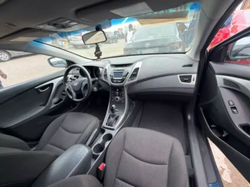 Hyundai Elantra   - 2016