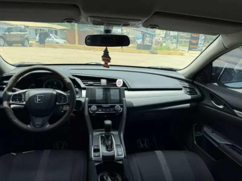 Honda Civic   - 2017