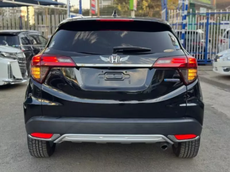 Honda Vezel    - 2018
