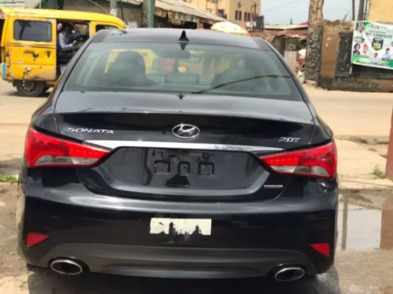 Hyundai Sonata - 2014